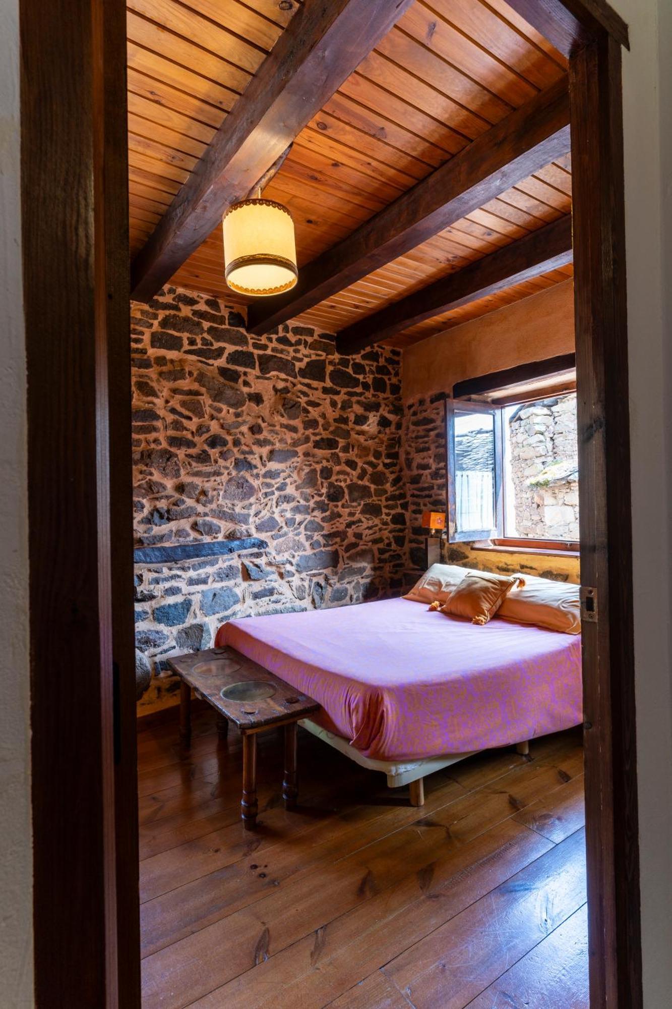 Casa De Turismo Rural Sardom3 Bembibre  Kültér fotó
