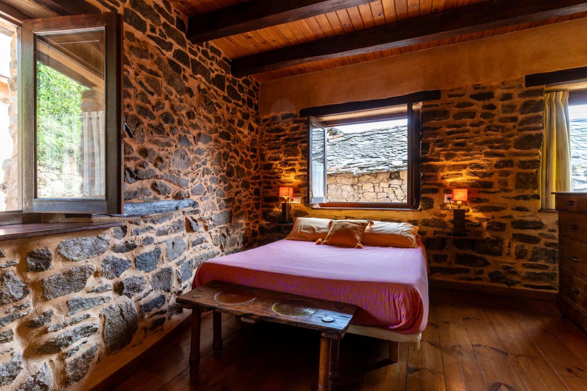 Casa De Turismo Rural Sardom3 Bembibre  Kültér fotó