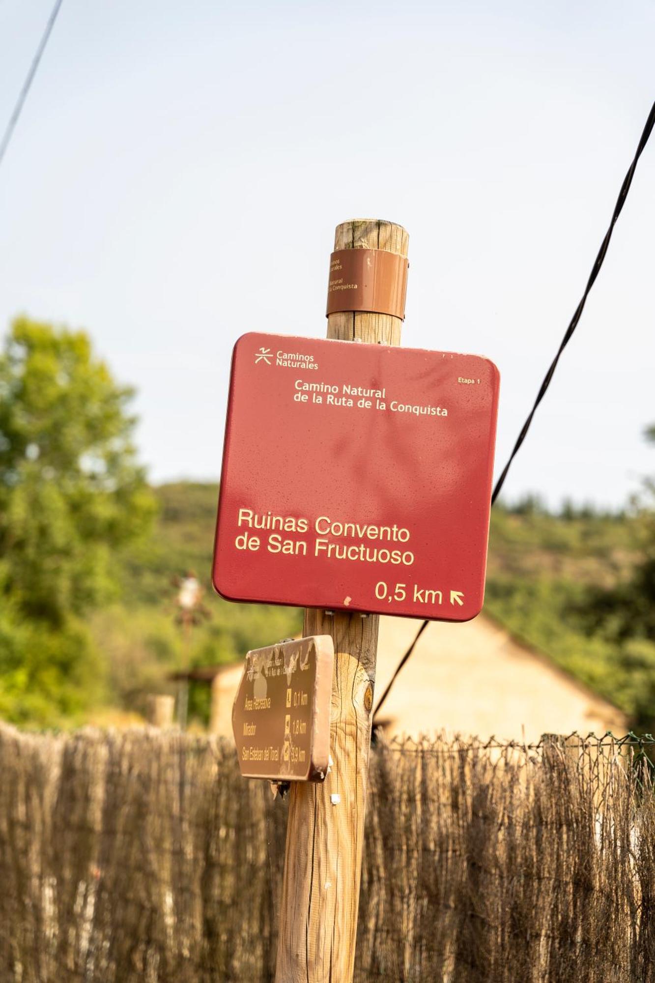 Casa De Turismo Rural Sardom3 Bembibre  Kültér fotó