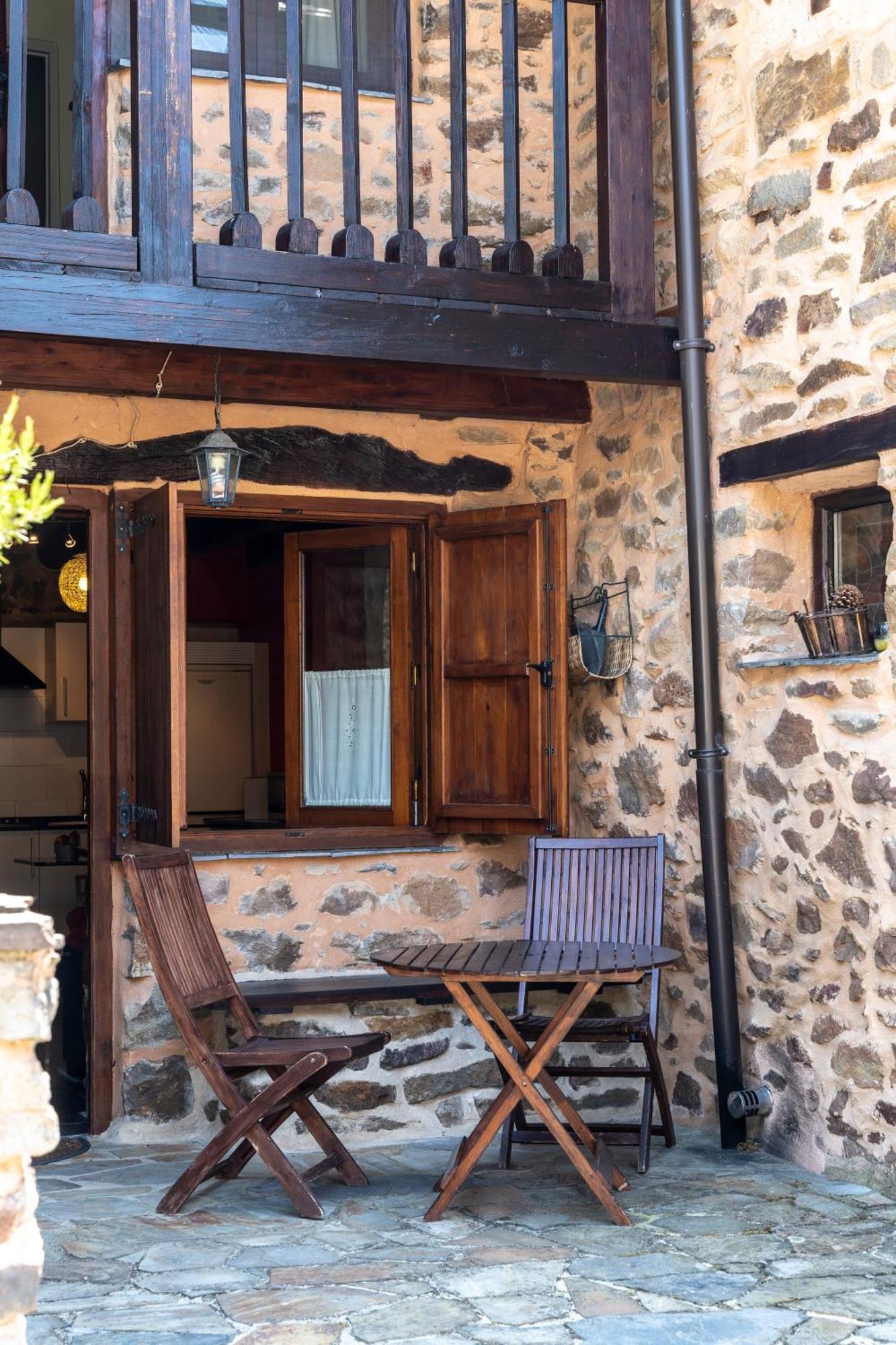Casa De Turismo Rural Sardom3 Bembibre  Kültér fotó